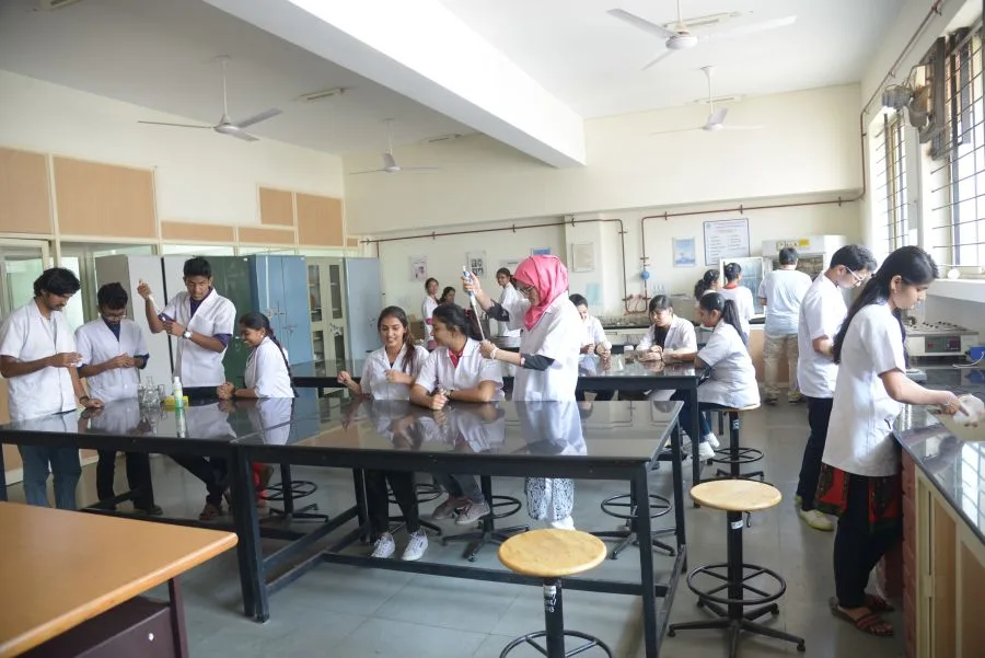 Upstream and Downstream Processing Lab